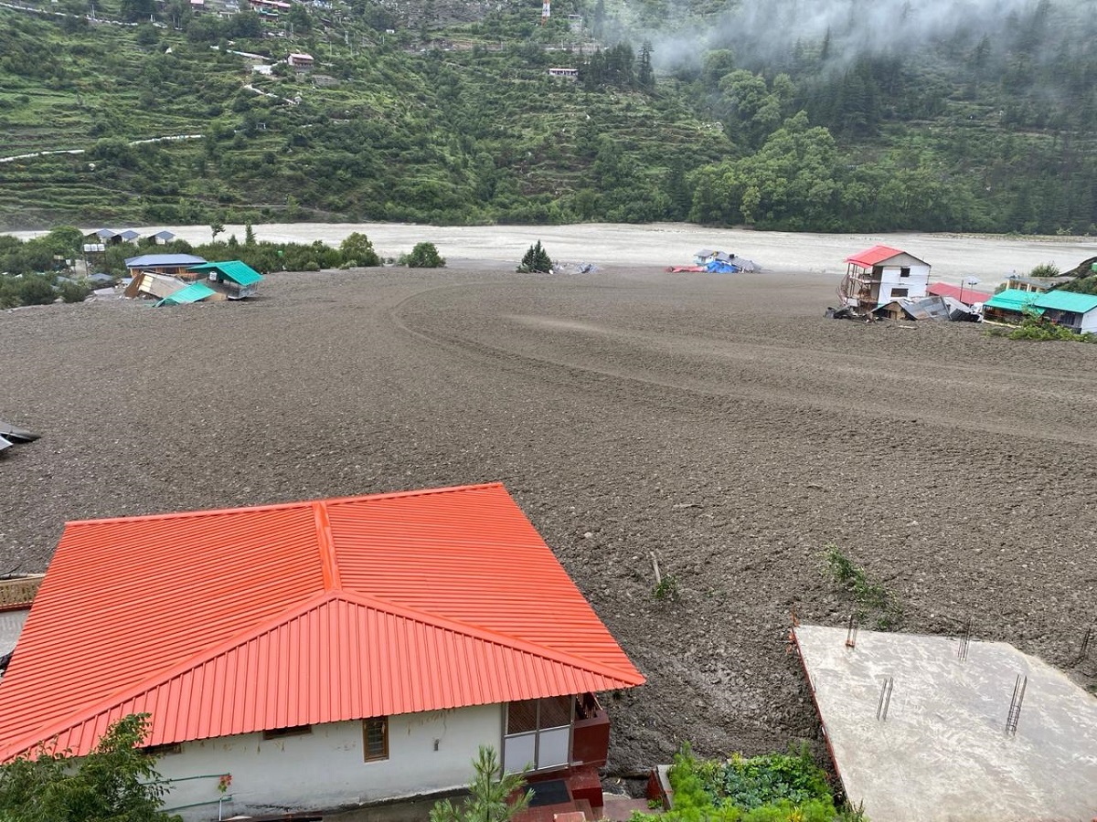 उत्तराखण्डको बाढीमा मधुवनका चार जना बेपत्ता